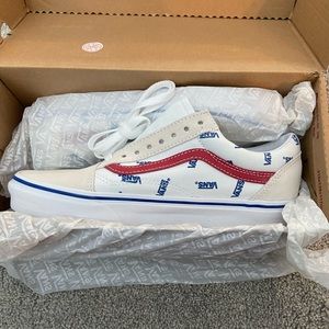 Vans Old Skool Vans Print. Size 9